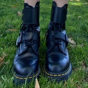 Black doc marten boots